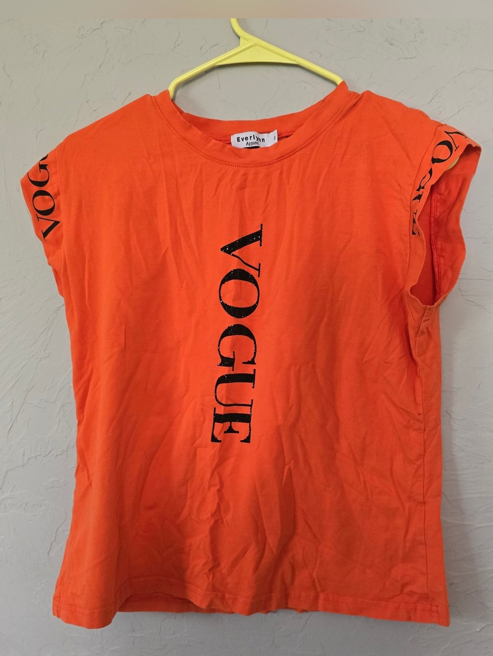 Vogue Women Blouse Size Small Evelynn Apparel
